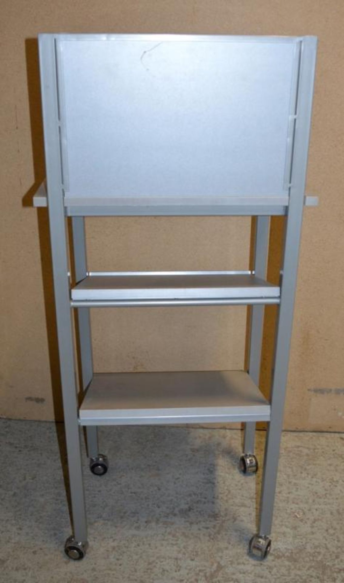 1 x Mobile Display / Work Stand in Grey - Includes Quick Sale Still Fresh Display - CL282 - Ref - Image 2 of 3