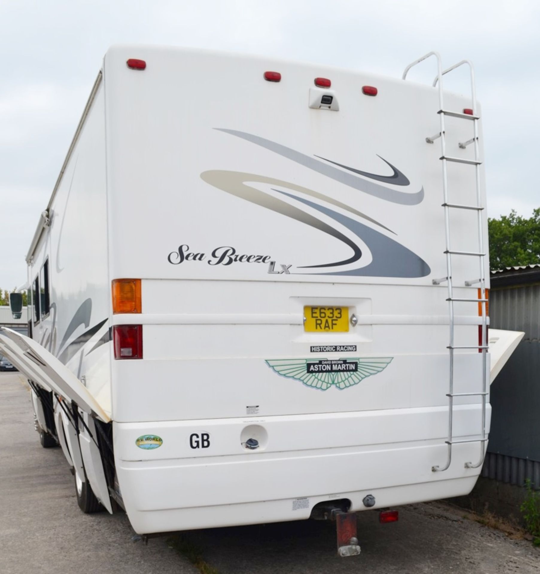 1 x 2005 National Sea Breeze LX 8321 Workhorse Class A RV Motorhome With Two Power Slide Outs - Image 51 of 51