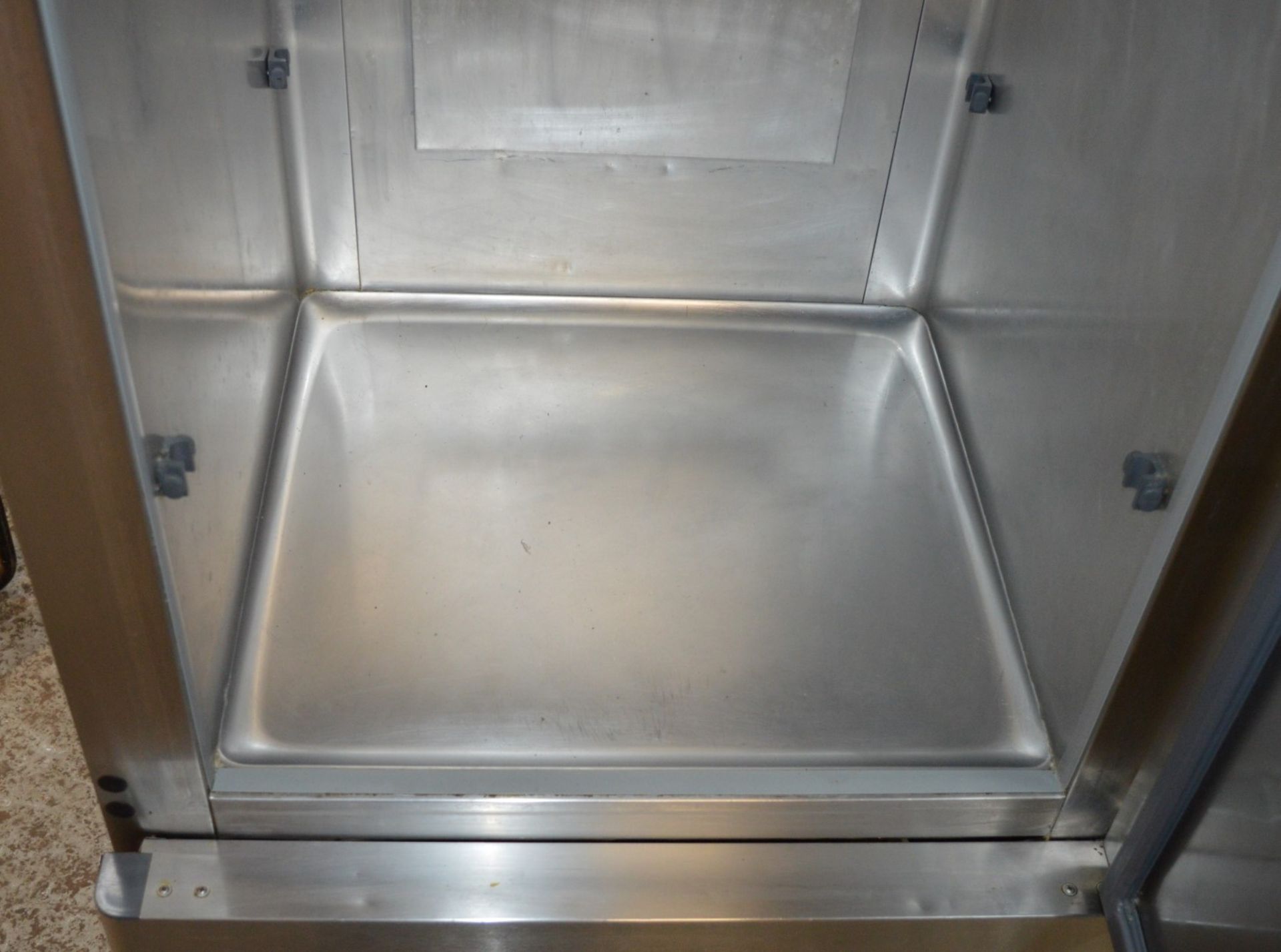 1 x Williams Single Door Upright Freezer - Model LZ16-WB - Stainless Steel Finish - Suitable For Com - Image 3 of 8