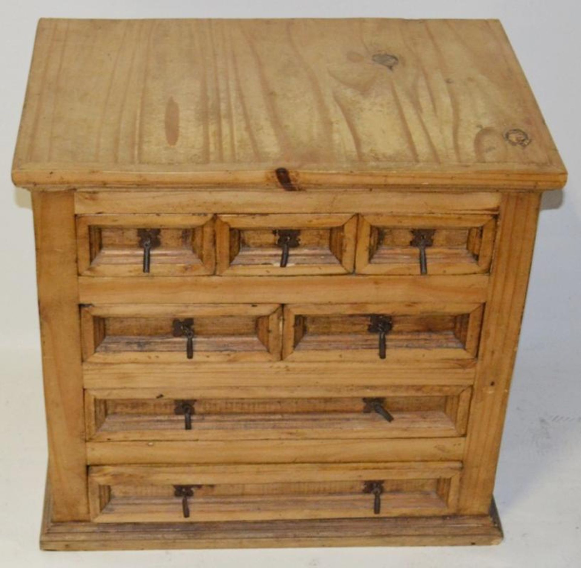 1 x Solid Wood Hand Crafted 7-Drawer Chest - Dimensions: W64 x D42 x H60cm - CL268 - Ref: MT946 - Ve