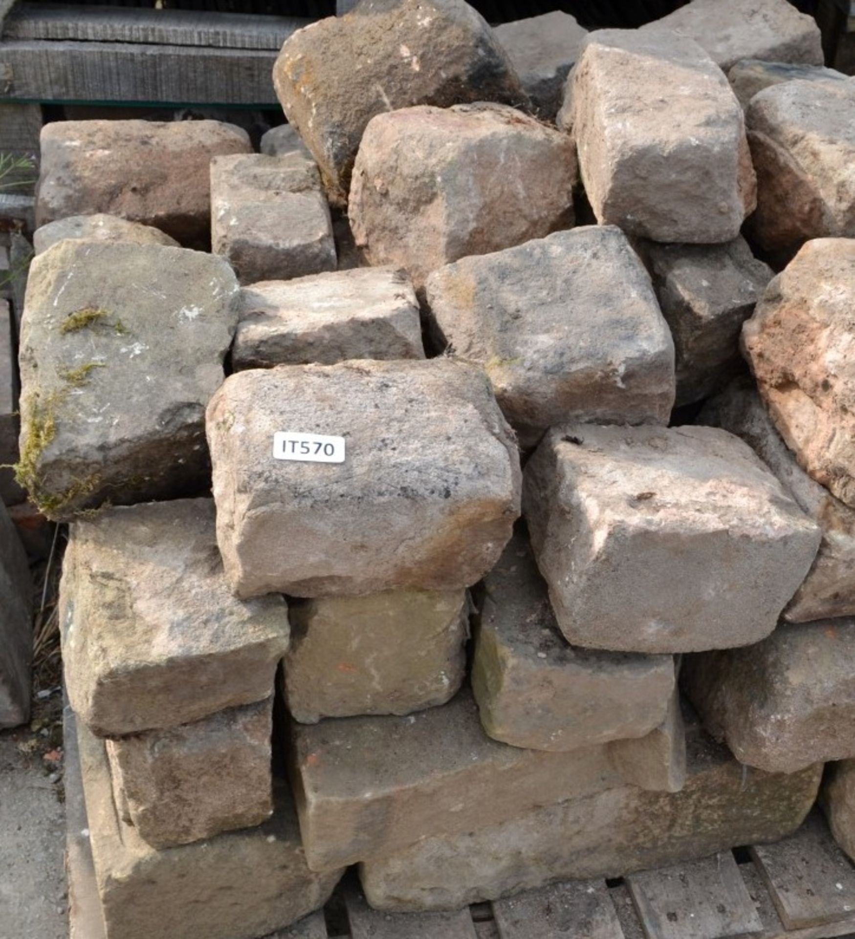 1 x Pallet Of Assorted Reclaimed Cobble Stones & Slabs - Approx 55 x Pieces Of Varing Size and Shape - Image 3 of 4