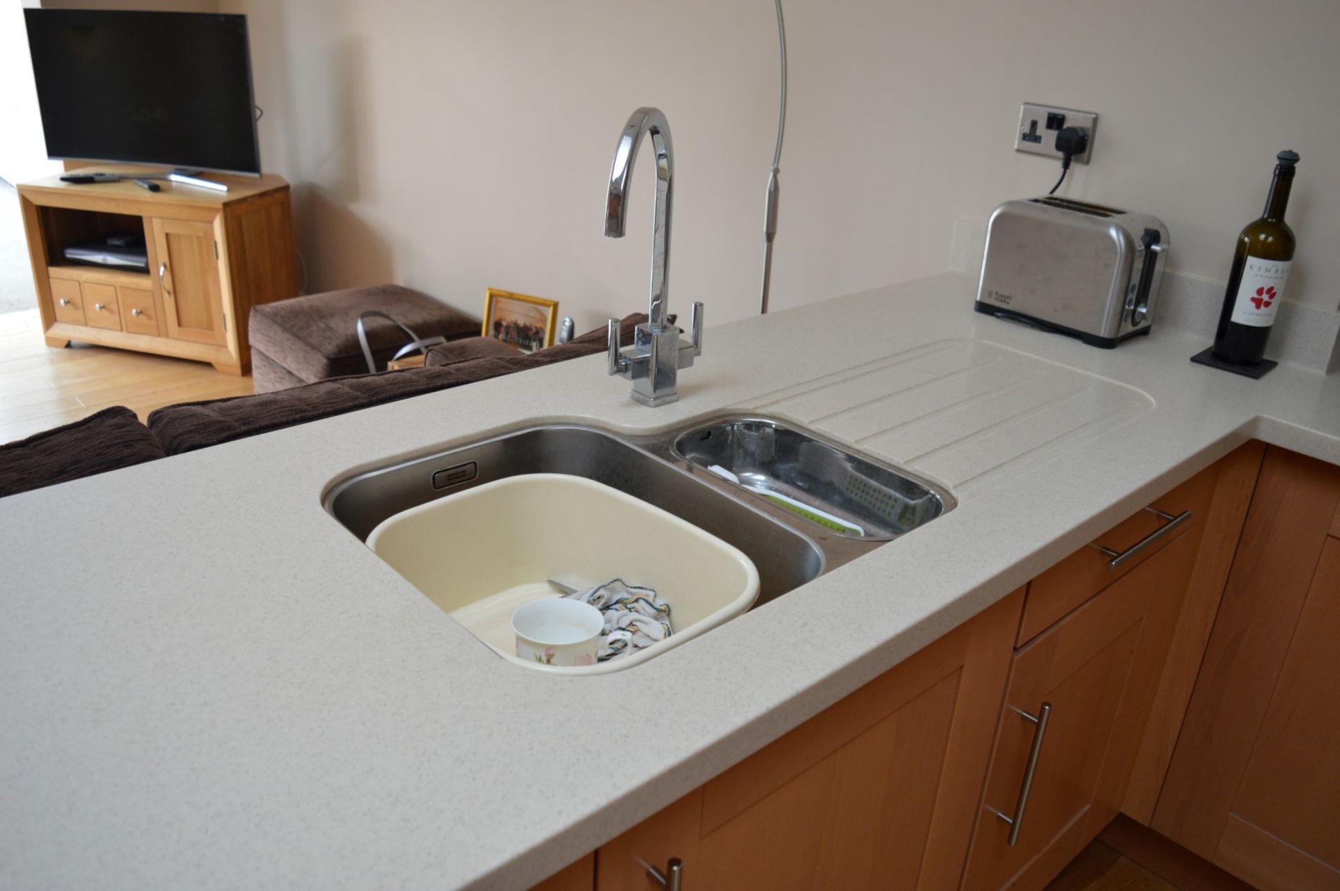 1 x Bespoke Maelstrom Solid Wood Fitted Kitchen With Corian Tops - In Excellent Condition - Neff - Image 23 of 65