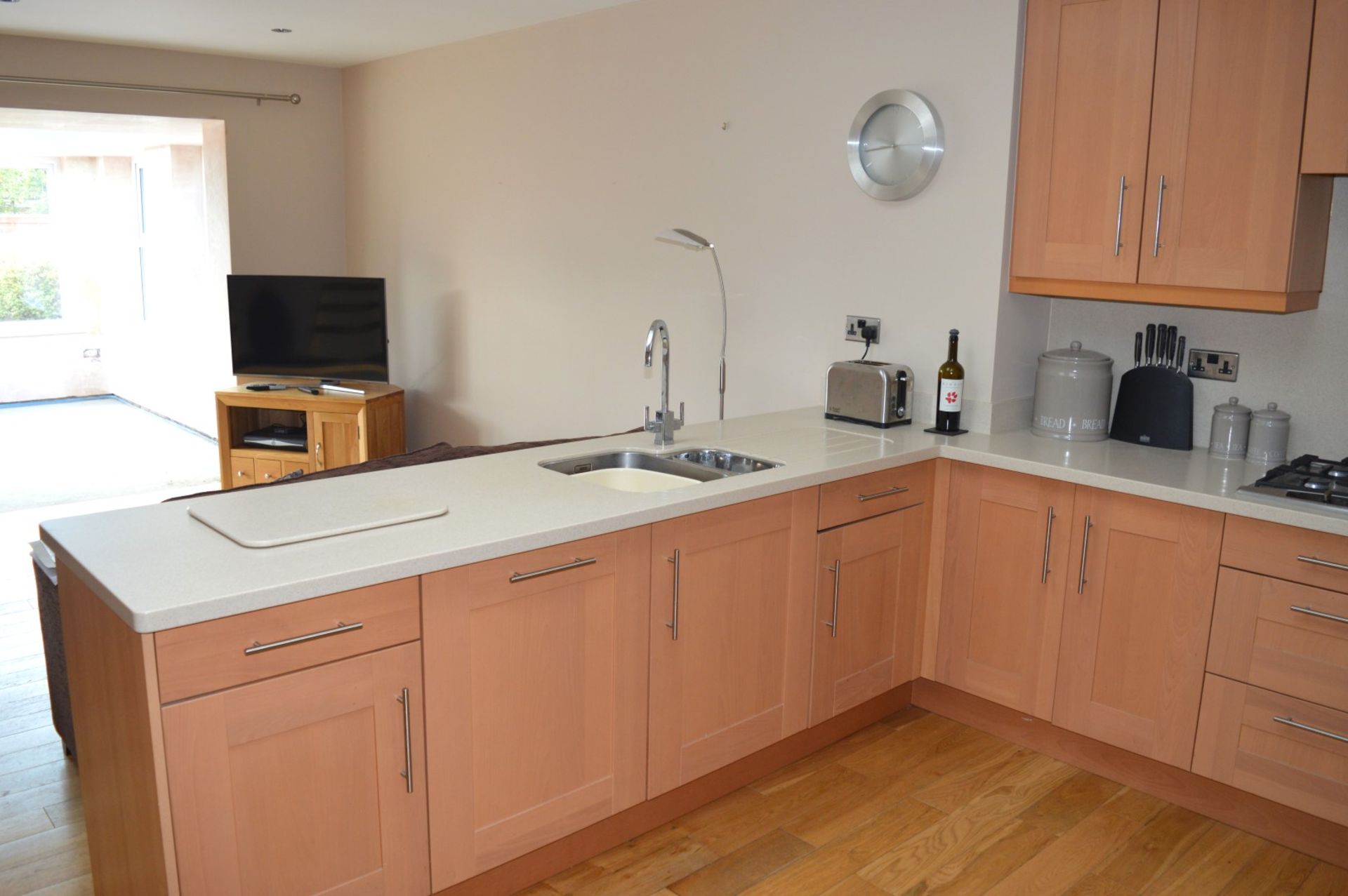 1 x Bespoke Maelstrom Solid Wood Fitted Kitchen With Corian Tops - In Excellent Condition - Neff - Image 16 of 65