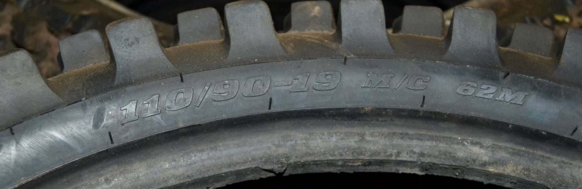 11 x Assorted Dunlop Bike Tyres - Various Models - Ref: IT555 - CL403 - Location: Cheshire WA16 - Image 8 of 9