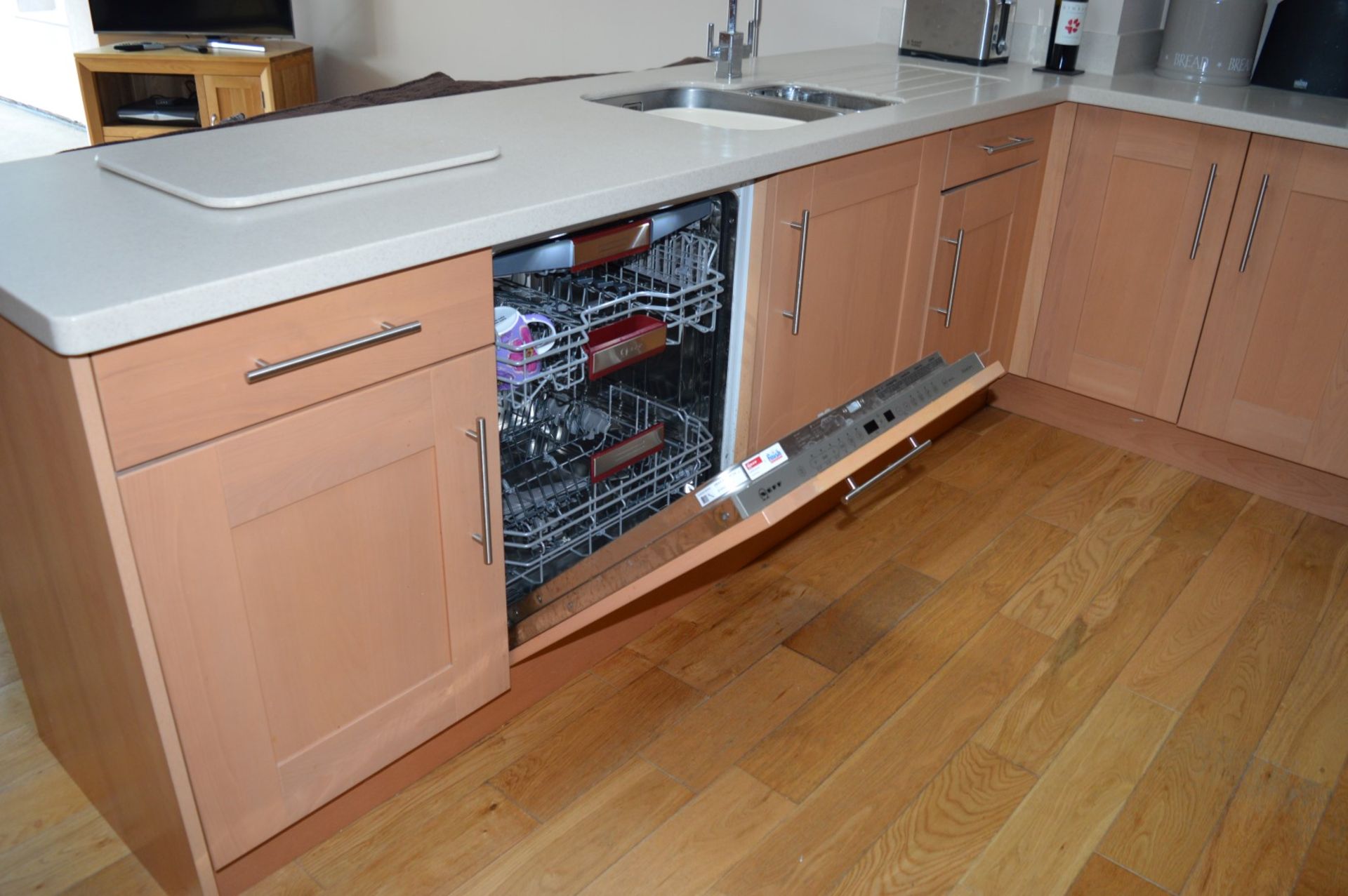 1 x Bespoke Maelstrom Solid Wood Fitted Kitchen With Corian Tops - In Excellent Condition - Neff - Image 39 of 65