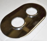 1 x Twin Hole Oval Shower Valve Cover Plate - Ref: DY115/CNP1003 - CL190 - Unused Stock In Its Origi