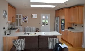1 x Bespoke Maelstrom Solid Wood Fitted Kitchen With Corian Tops - In Excellent Condition - Neff