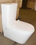 1 x Close Coupled Toilet Pan With Soft Close Toilet Seat And Cistern (Inc. Fittings) - Brand New Box