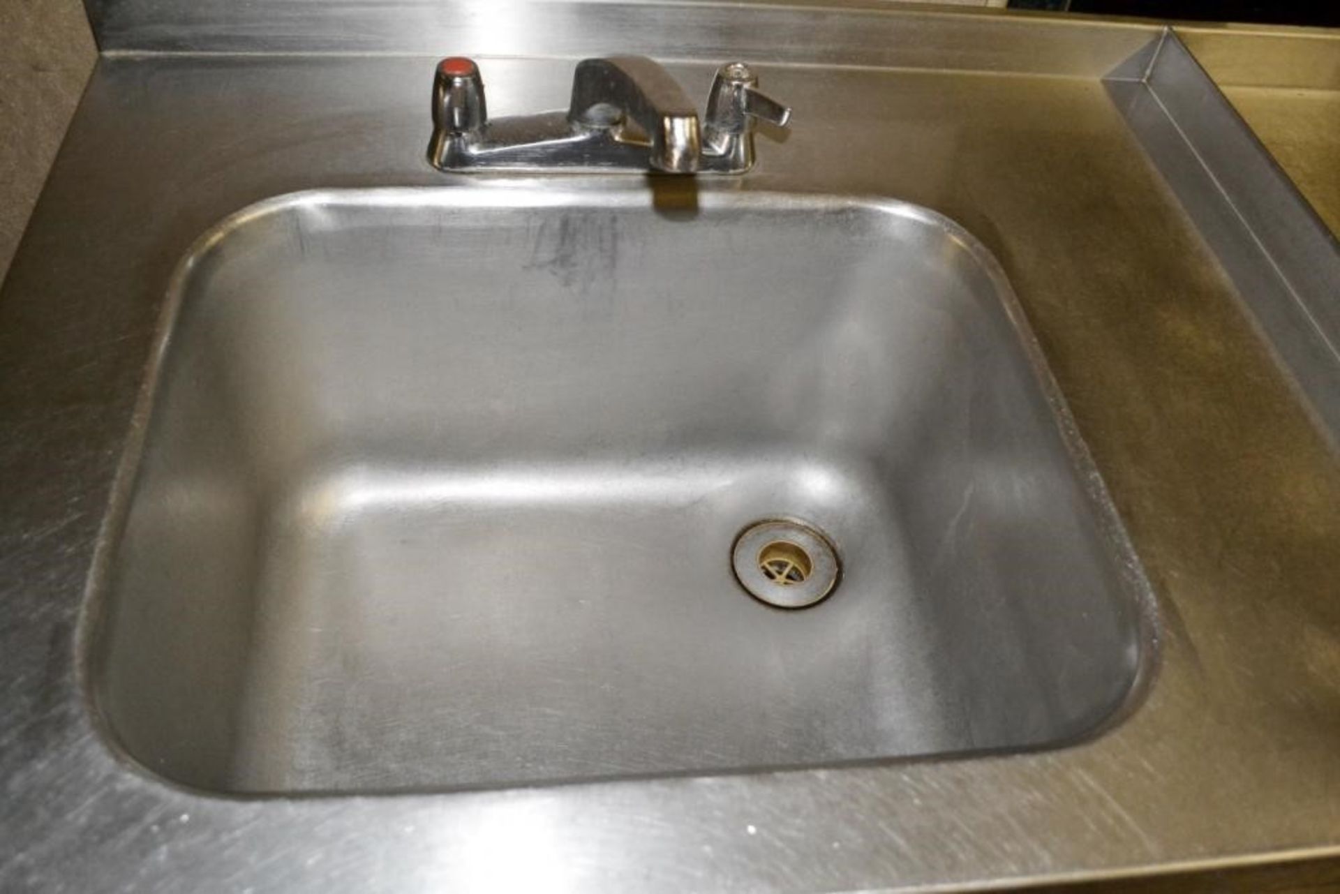 1 x Commercial Stainless Steel Double Sink Unit With Mixer Tap, Spillage Lip, Splashback and Undersh - Image 5 of 6