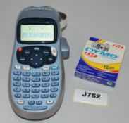 1 x Dymo LetraTag Label Printer Maker - With Spare Ink Cassette - CL285 - Ref J752 - Location: Altri