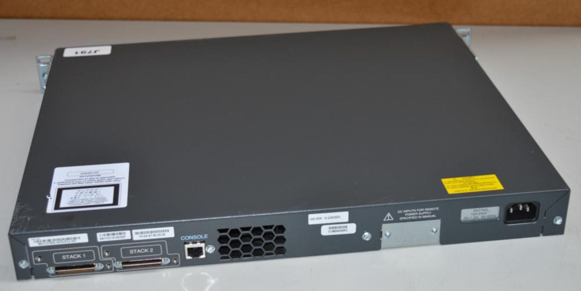 1 x Cisco Catalyst 3750G Series WS-C3750G-24TS Network Switch - CL285 - Ref J791 - Location: Altrinc - Bild 4 aus 5