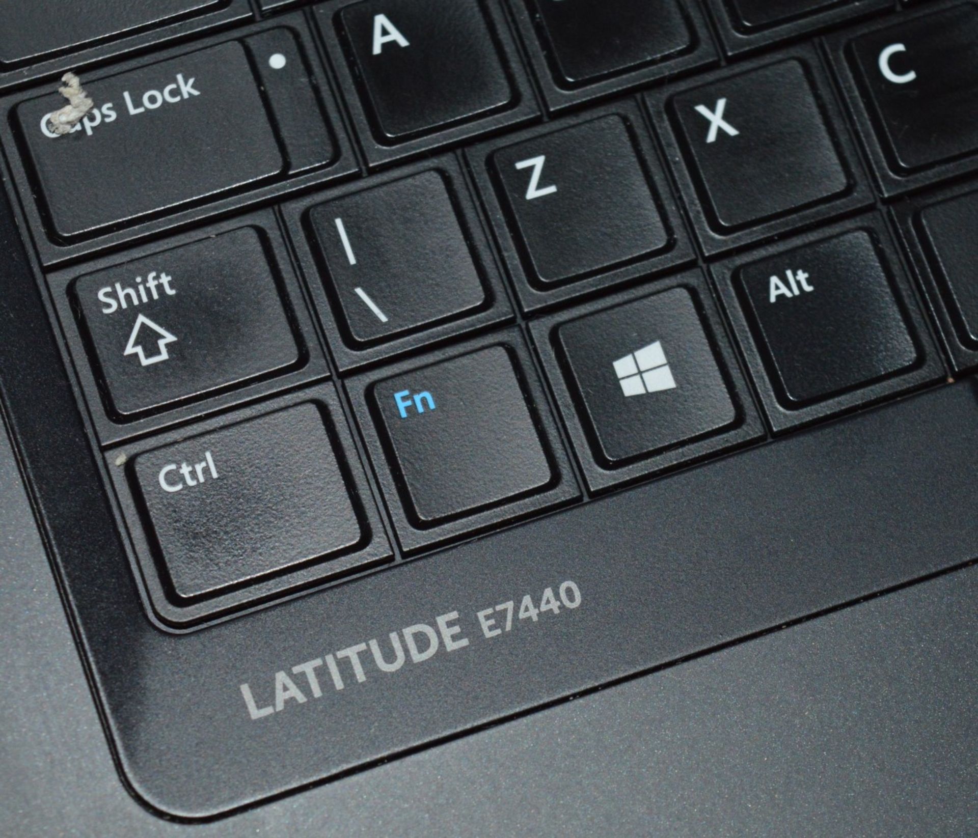 1 x Dell Latitude E7440 Laptop Computer - 14 Inch Screen - Features Intel Core i5-4310U 2.6ghz - Image 4 of 9
