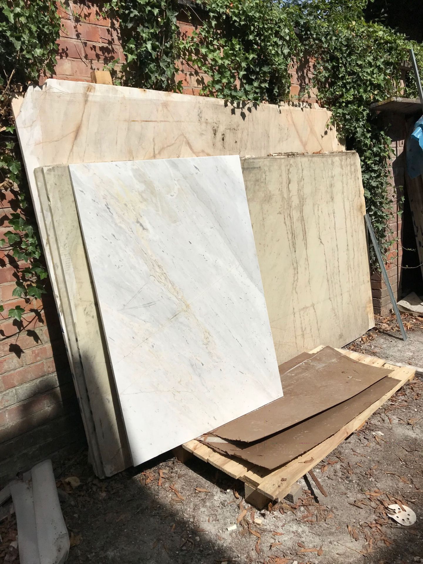 5 x Calacatta Marble Sheets - Approx. 2.5 x 1.5m Each - 20mm Thick - CL312 - Location: - Image 3 of 5