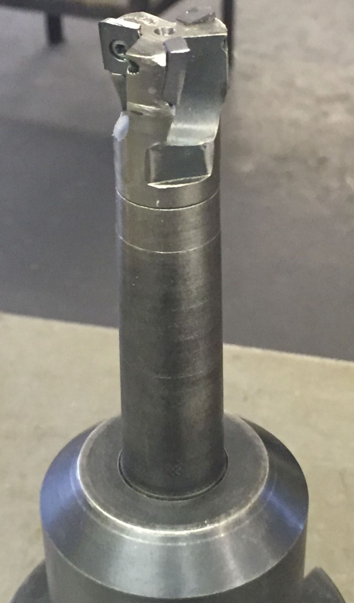 1 x CNC / VMC Mill Chuck and milling cutter - CL202 - Ref EN283 - Location: Altrincham WA14 - Image 2 of 3