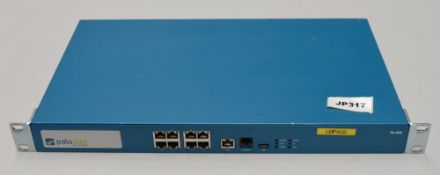 1 x Palo Alto Networks PA-500 8-Port Enterprise Firewall Router Appliance - CL285 - Ref JP317 - Loca