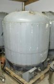 1 x Commercial Brewers Fermenting Vessel With Internal Cooling Pipes - 1,000 Litre Capacity -