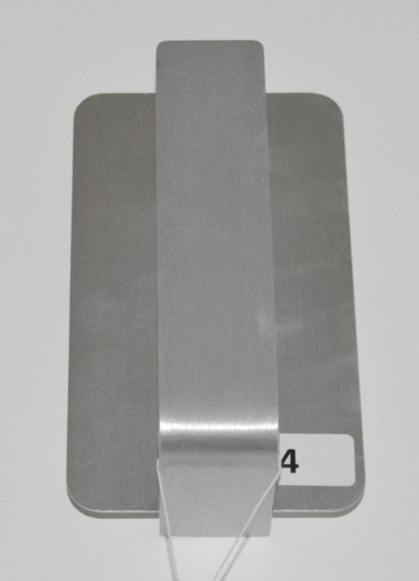 1 x Brushed Aluminium LED 5w Wall Light - Contemporary Design - Ex Display Stock - CL298 - Ref 4 - L - Image 2 of 4