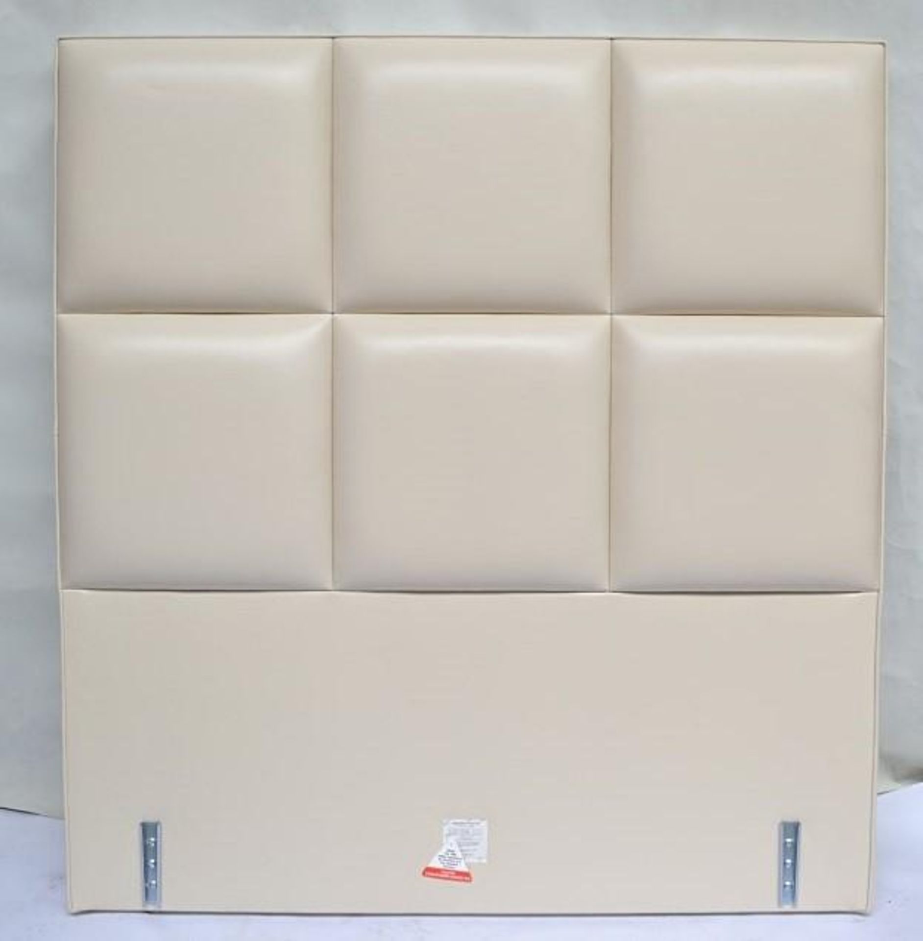 1 x VISPRING Atlas 6-Panel Faux Leather Headboard - Colour: Cream - Dimensions: W135 x H146 x D10cm - Image 3 of 7