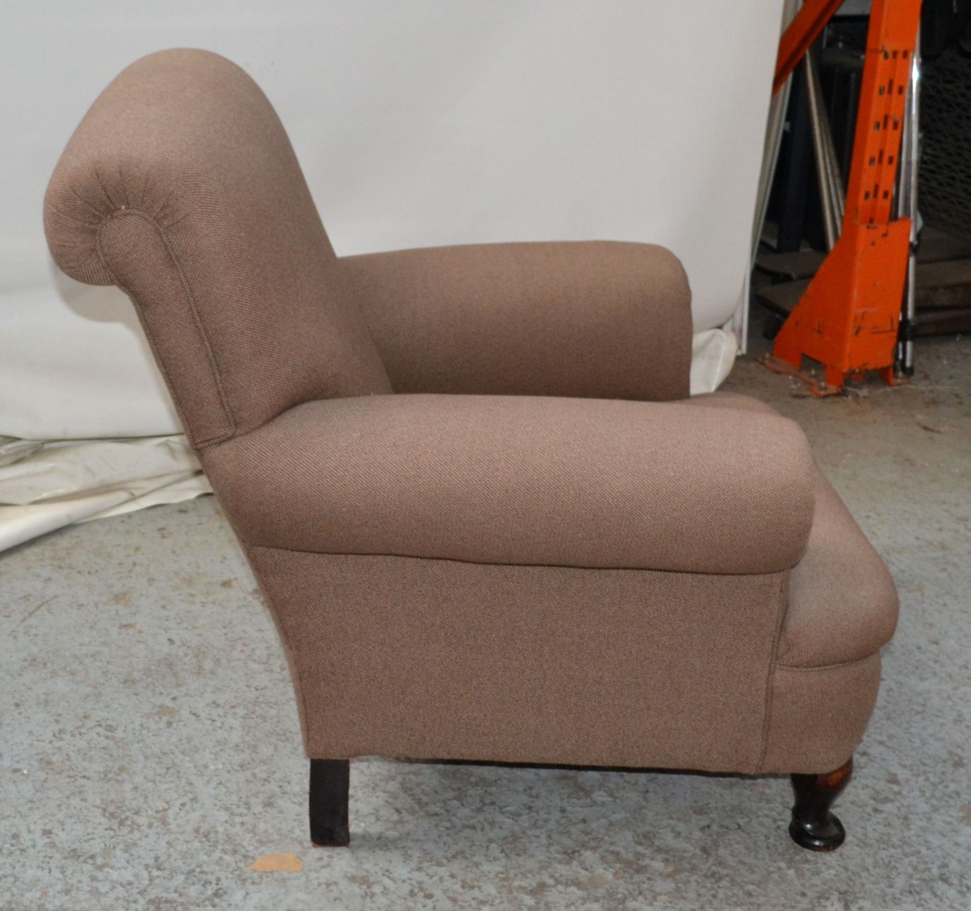 1 x Attractive Brown Fabric Armchair With Wooden Legs - CL314 - Location: Altrincham WA14 - *NO VAT - Image 13 of 13