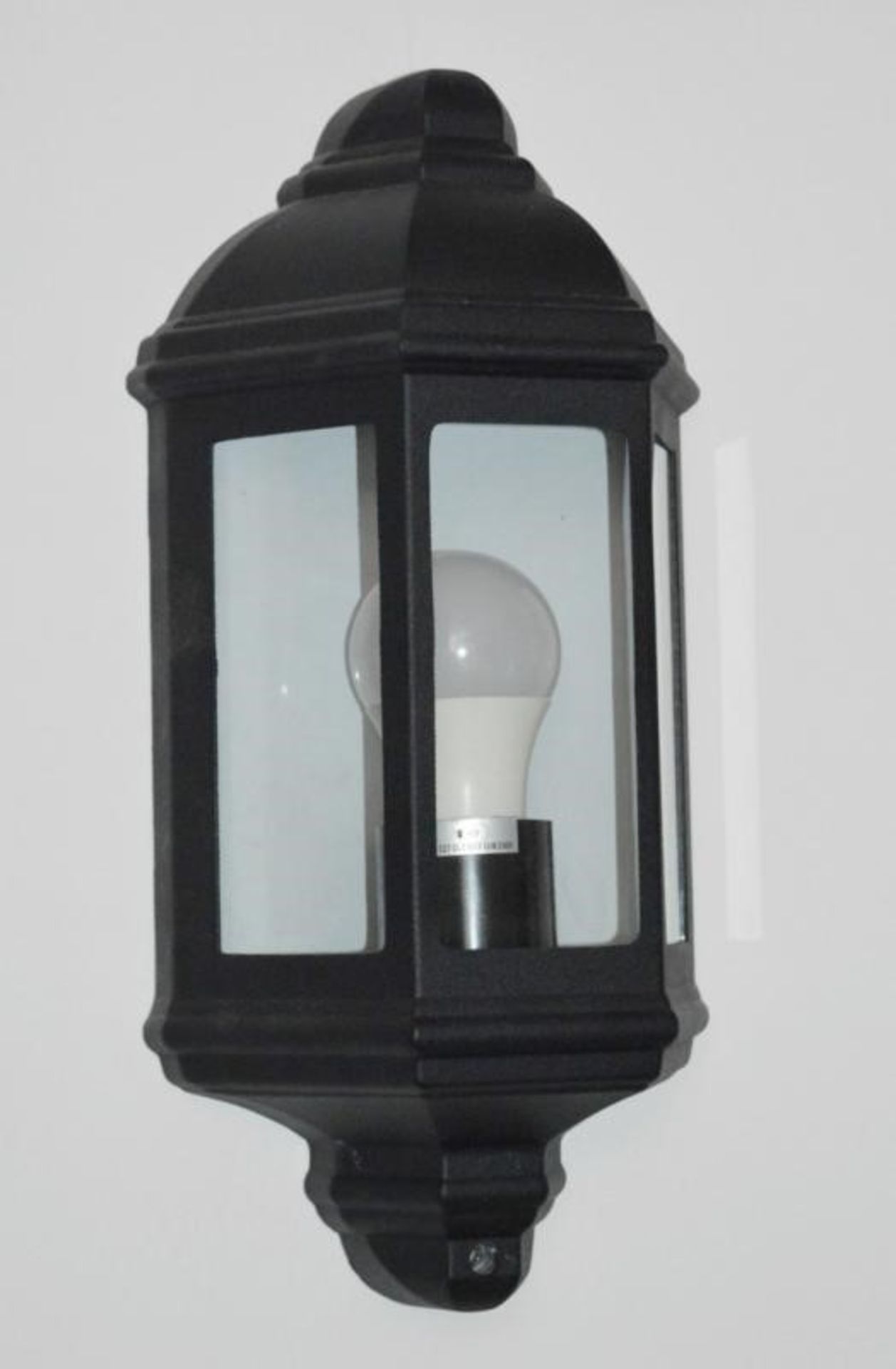 1 x Bel Aire Aluminium Ip44 Black Outdoor Wall Light, Clear Glass (14318) - Ex Display Stock - CL298 - Image 2 of 2