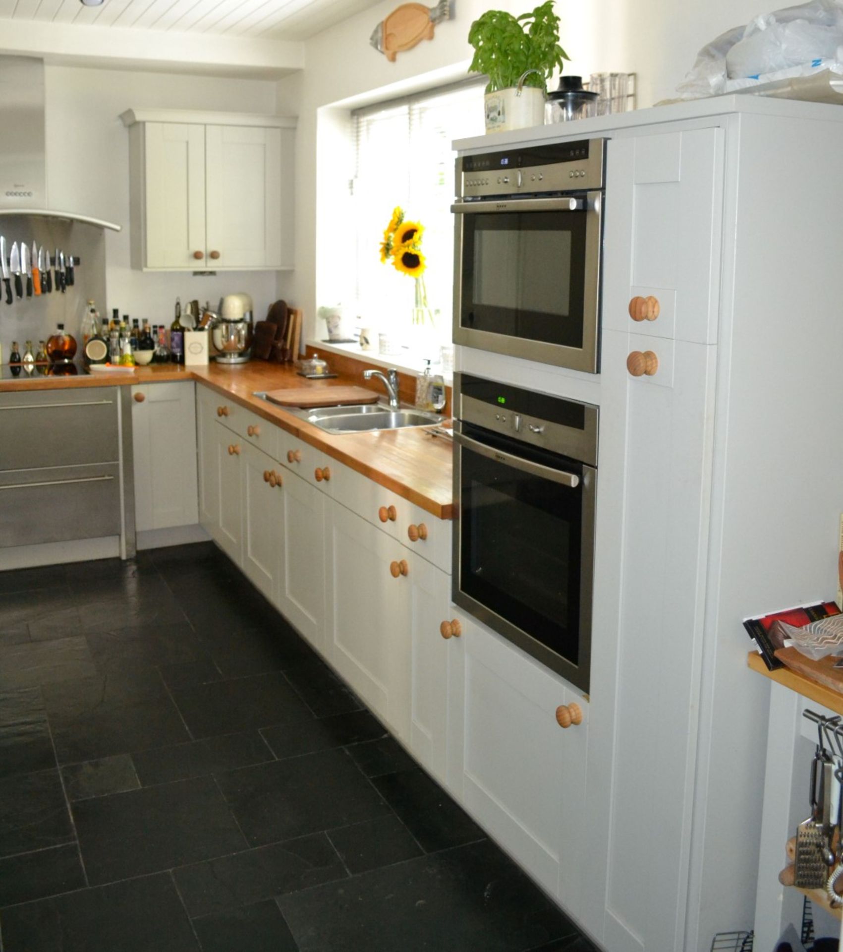 1 x Large Bespoke Fitted Kitchen With Neff Appliances - CL321 - Location: - Image 58 of 59