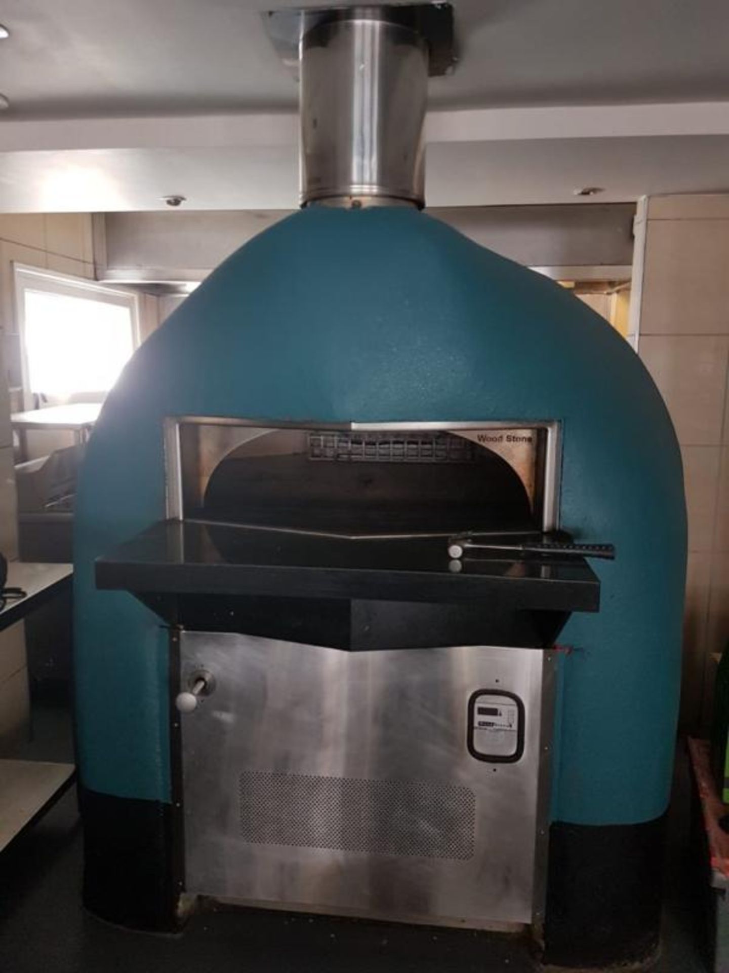1 x Wood Stone Mountain Series Commercial Gas Fired Artisan Pizza Oven With Insulated Clad Body - - Image 10 of 13