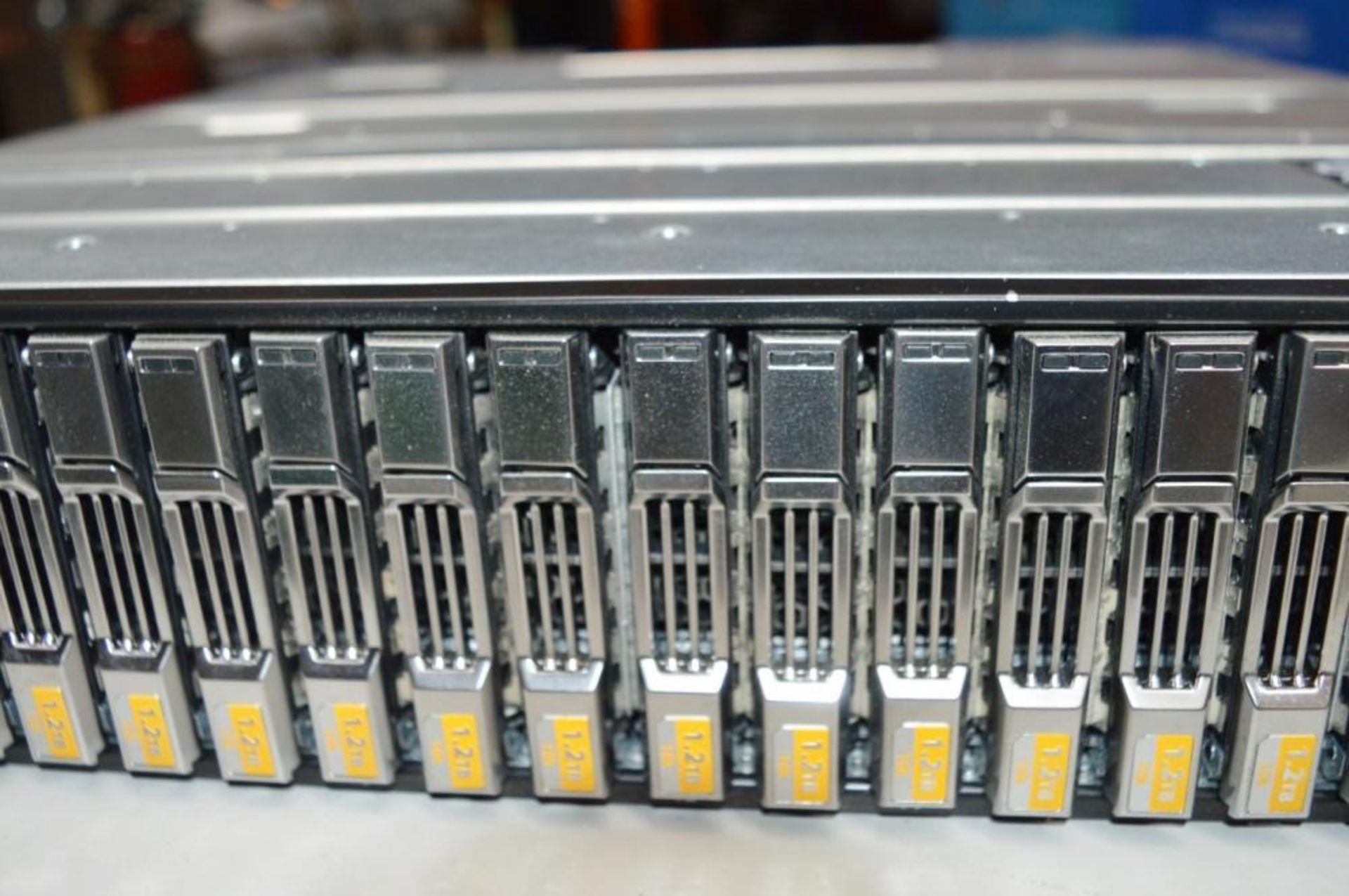 1 x Dell EqualLogic PS6210 Sans Storage Array With Dual 700w PSU's and 2 x EqualLogic 15 Modules - Image 5 of 6