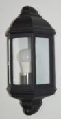 1 x Bel Aire Aluminium Ip44 Black Outdoor Wall Light, Clear Glass (14318) - Ex Display Stock - CL298