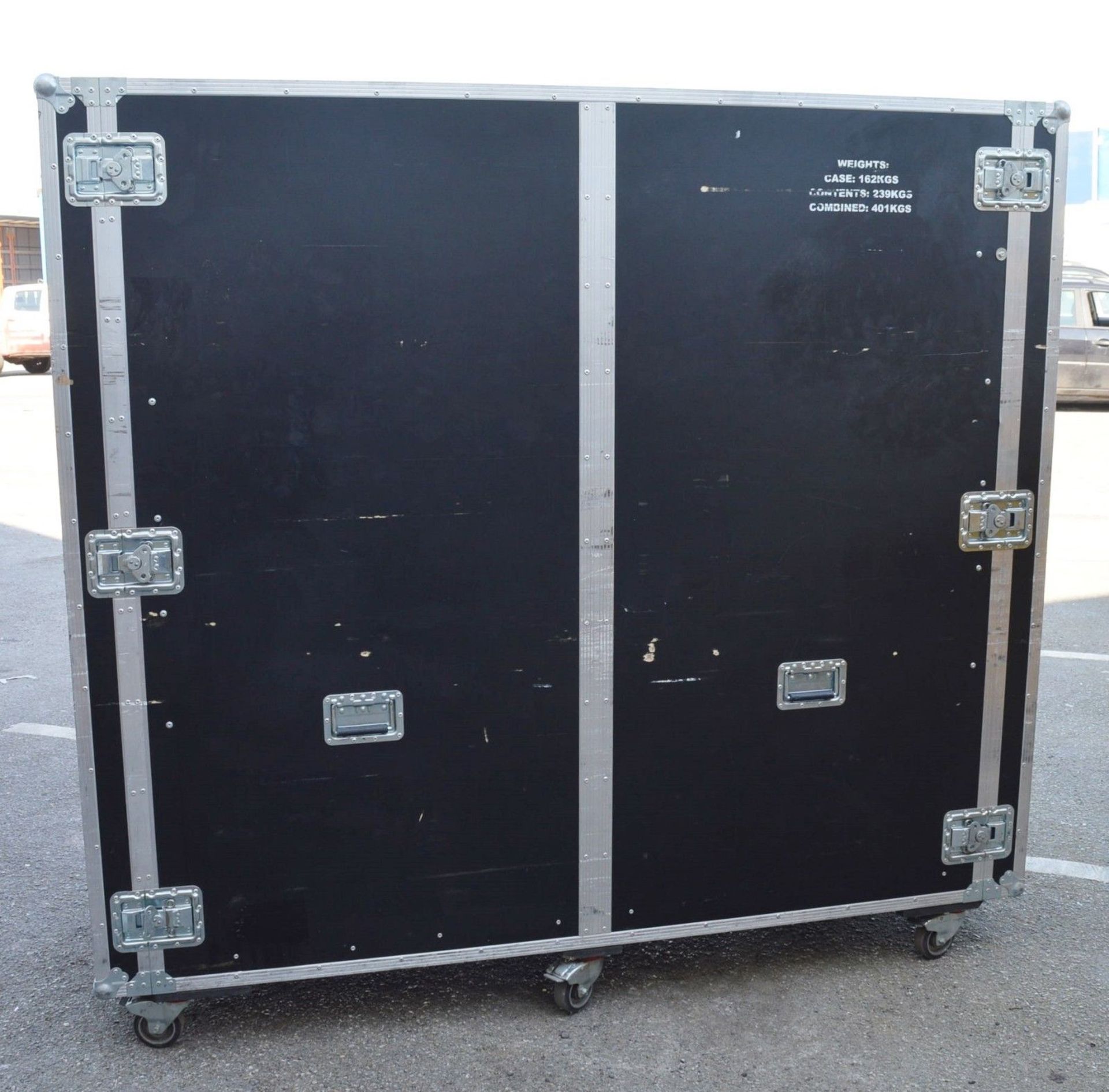 1 x Large Flight Case With Castors and Ramp For Easy Loading - H188 x W200 x D79 cms - CL011 - - Image 9 of 11