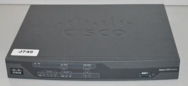 1 x Cisco 887-K9-MS V01 Integrated Services Router - CL285 - Ref J749 - Location: Altrincham WA14