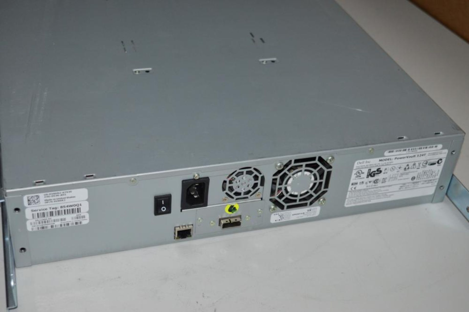 1 x Dell PowerVault 124T 2U Rack Mount Tape Drive Enclosure - Image 5 of 7