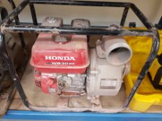 1 x Honda WB30XT Centrifugal 3 inch Water Pump - CL303 - Location: Altrincham WA14