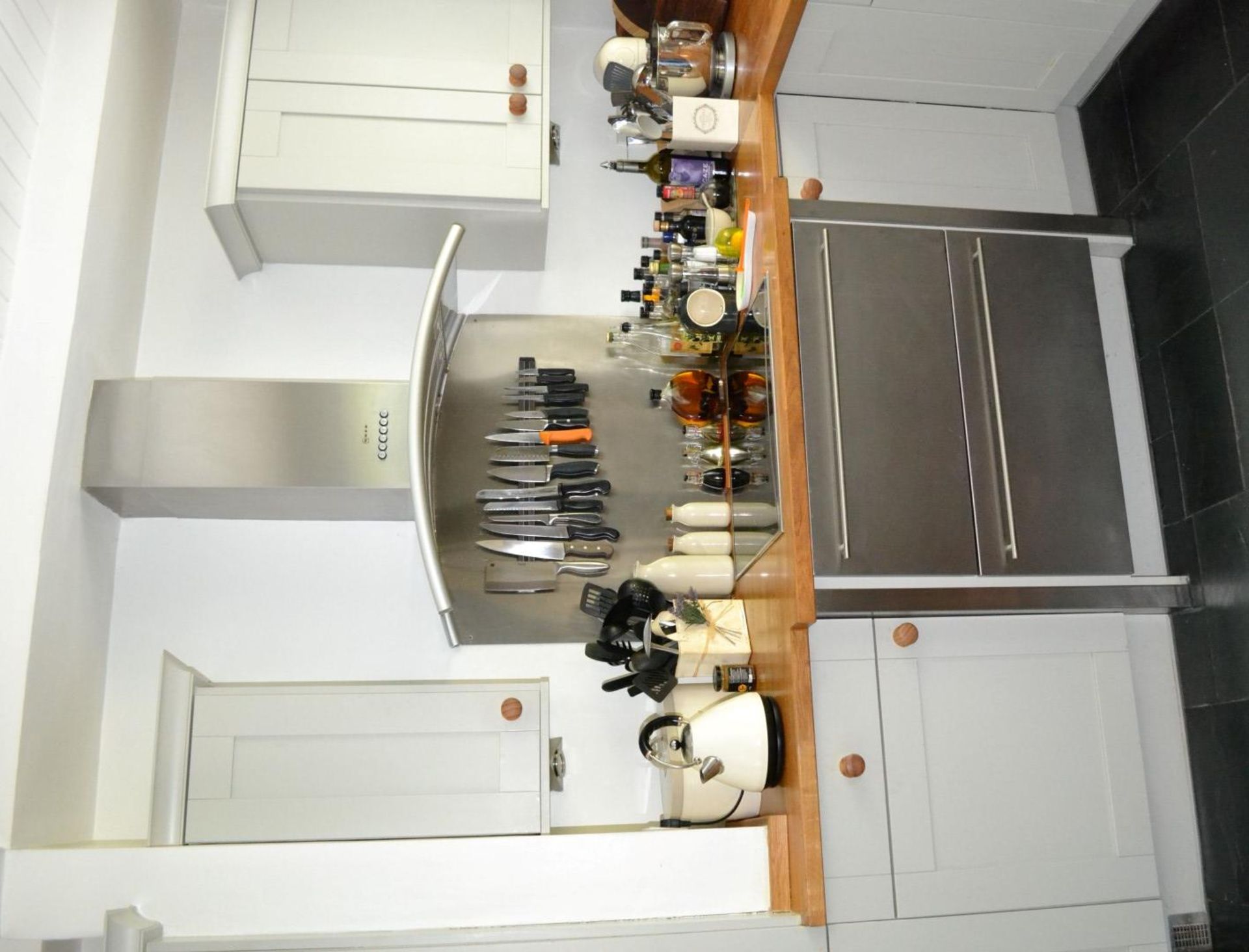 1 x Large Bespoke Fitted Kitchen With Neff Appliances - CL321 - Location: - Image 16 of 59