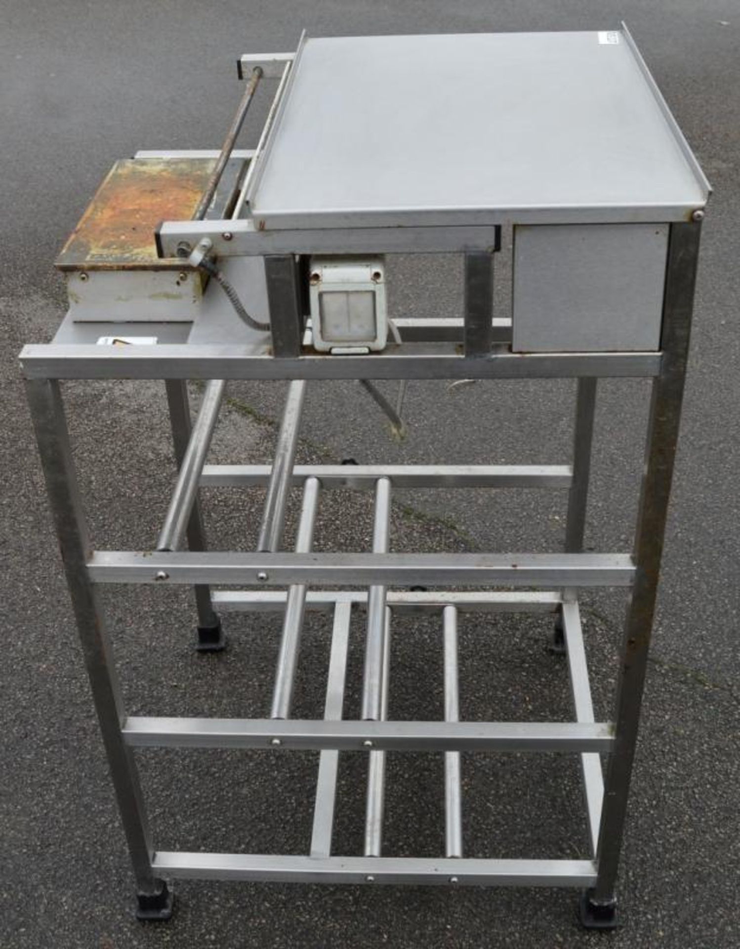 1 x Freestanding Stretch Wrap Tray Overwapper Machine - Stainless Steel Constructons - 240v - - Image 4 of 7