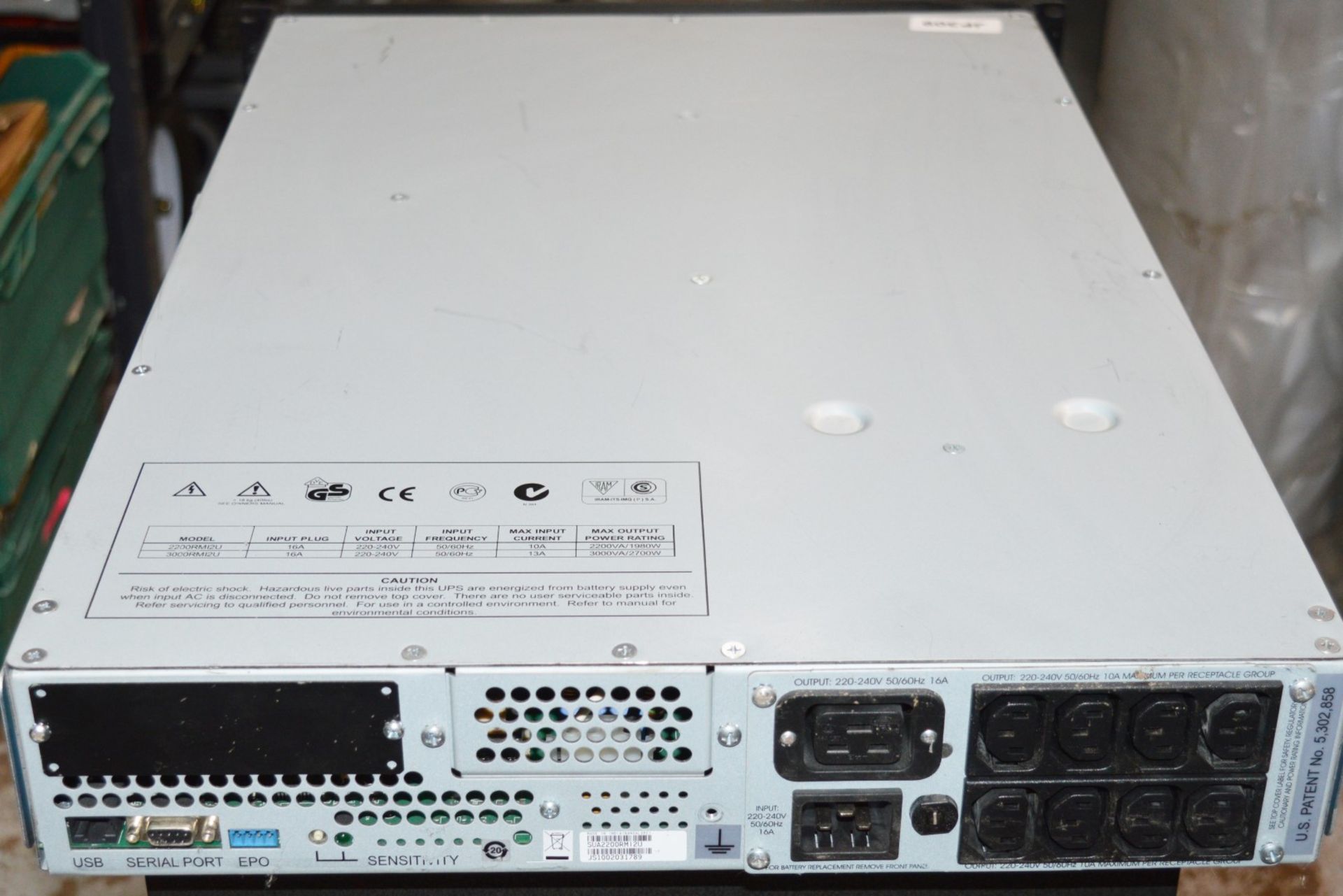 1 x APC Smart-UPS 2200VA USB & Serial RM 2U 230V - Model SUA2200RMI2U - CL011 - Ref JP309 - - Image 4 of 5