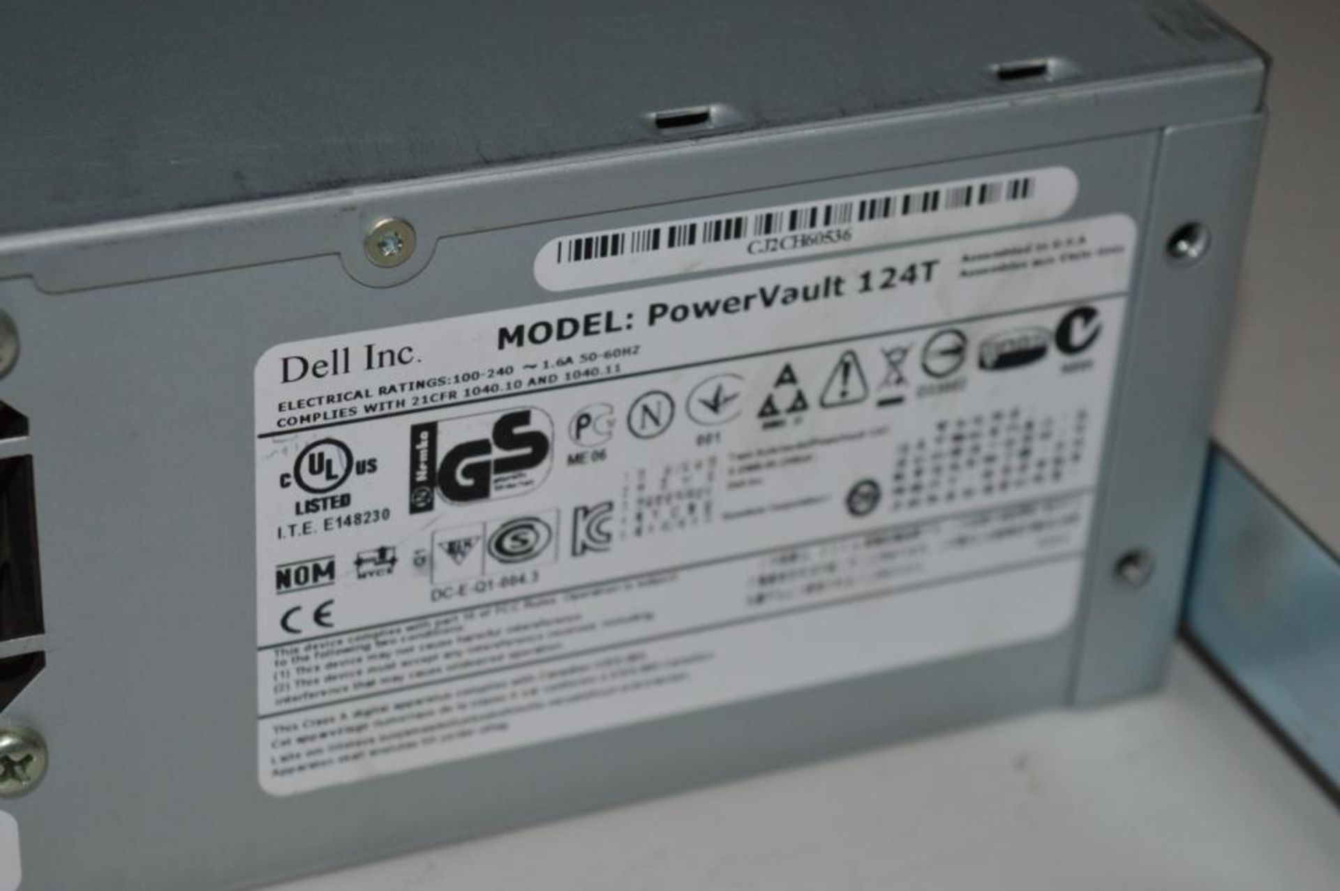 1 x Dell PowerVault 124T 2U Rack Mount Tape Drive Enclosure - Image 4 of 7