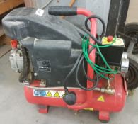 1 x Clarke Bandit 1HP Air Compressor - CL404 - Ref H120 - Model Bandit IV - 8 Litre - 230v -