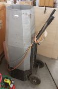 1 x Calor Comet MKIVs Propane / Electric Blown Air Heater - cl404 - Ref H121 - Location: Wincanton