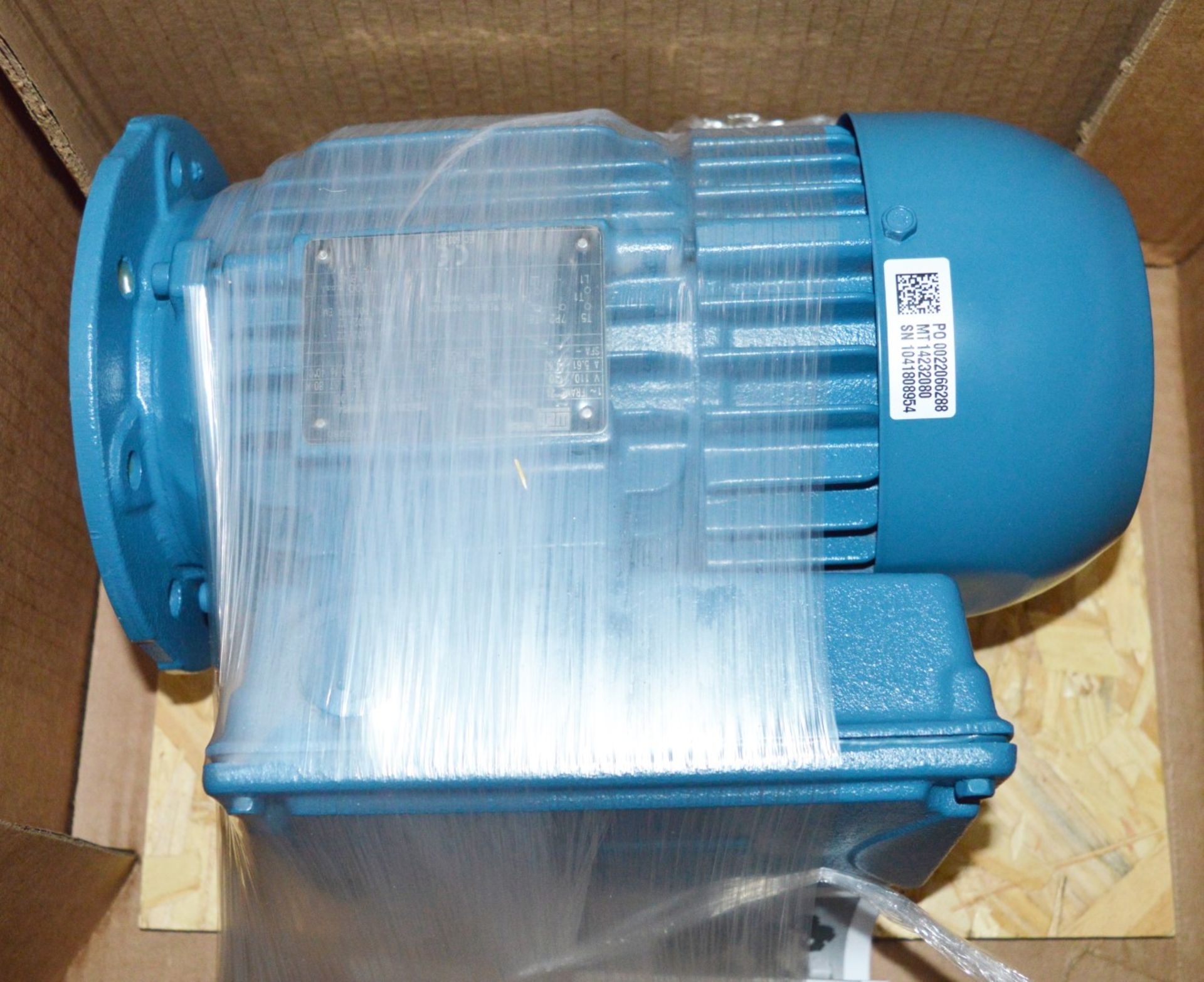 1 x Weg W22 110v IP55 Single Phase Electric Motor - New and Boxed - CL295 - Location: Altrincham - Image 3 of 6