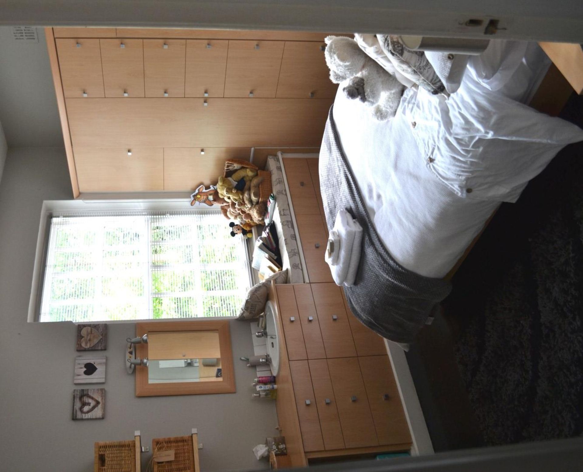 1 x Fitted Bedroom including Bed, Wardrobes and Sink Unit - CL321 - Location: Bramhall SK7 - *NO VAT - Image 4 of 11