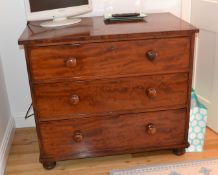 1 x Wooden Set of Drawers - 99 x 57 x 86.5(h) cm - CL325 - Location: Bowden WA14 - No VAT on the ham