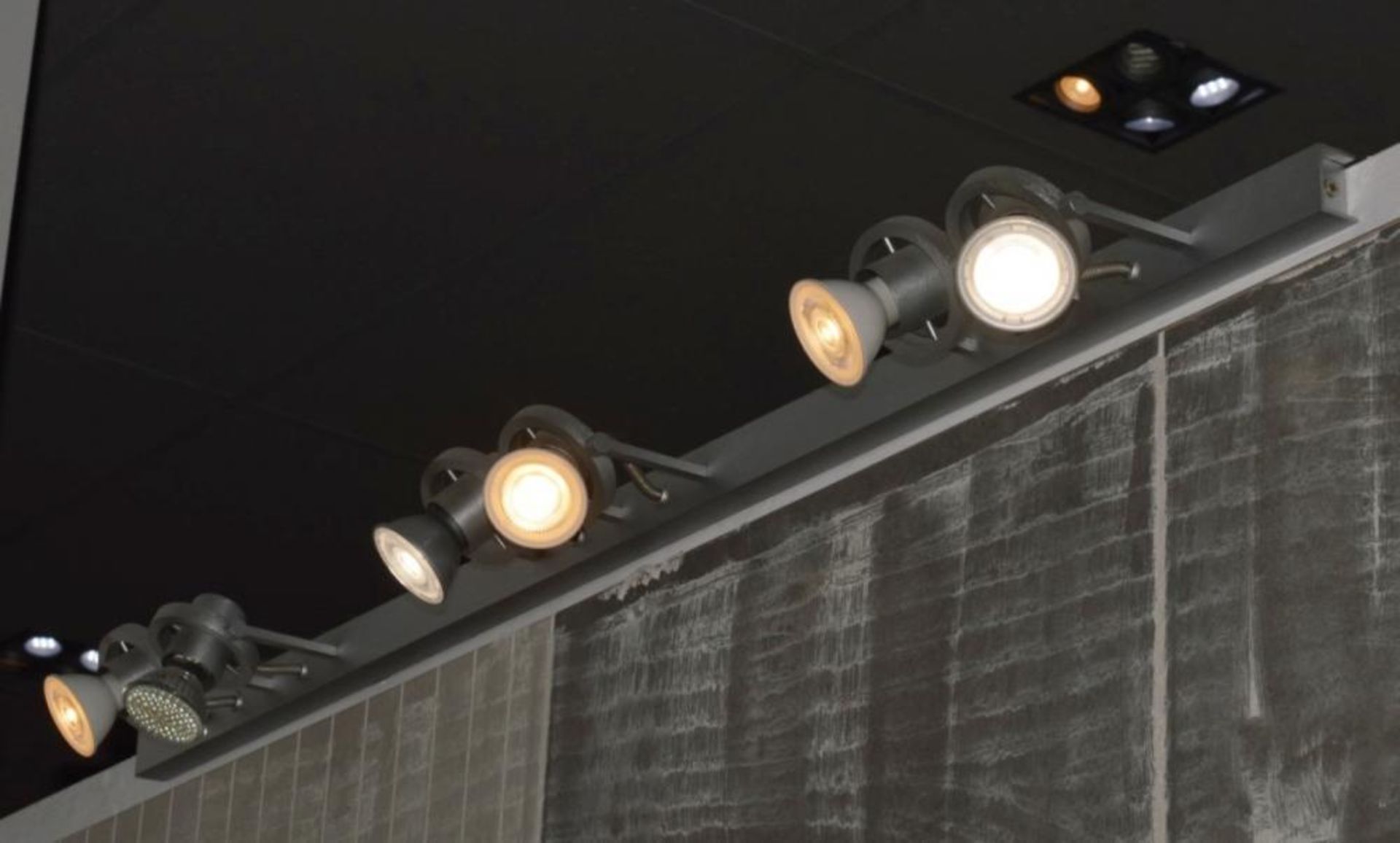8 x Triple Spotlight Retail Display Lighting Units - Each Unit Features 6 x Spot Lights - Ideal For