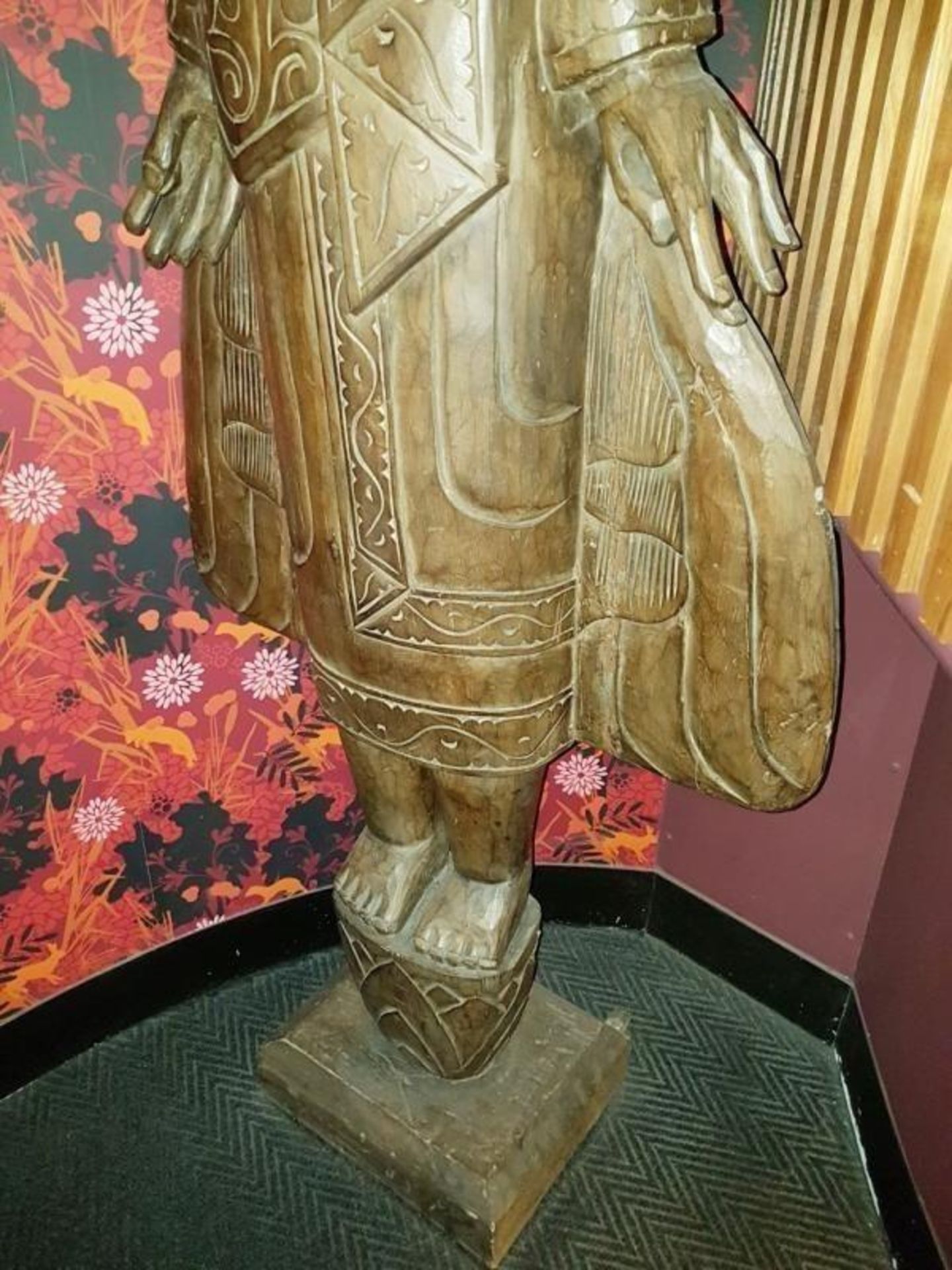 1 x Freestanding Buddha Statue - Over 8ft Tall - Natural Carved Wood Finish - H270 x W95 x D40 cms - - Image 2 of 8