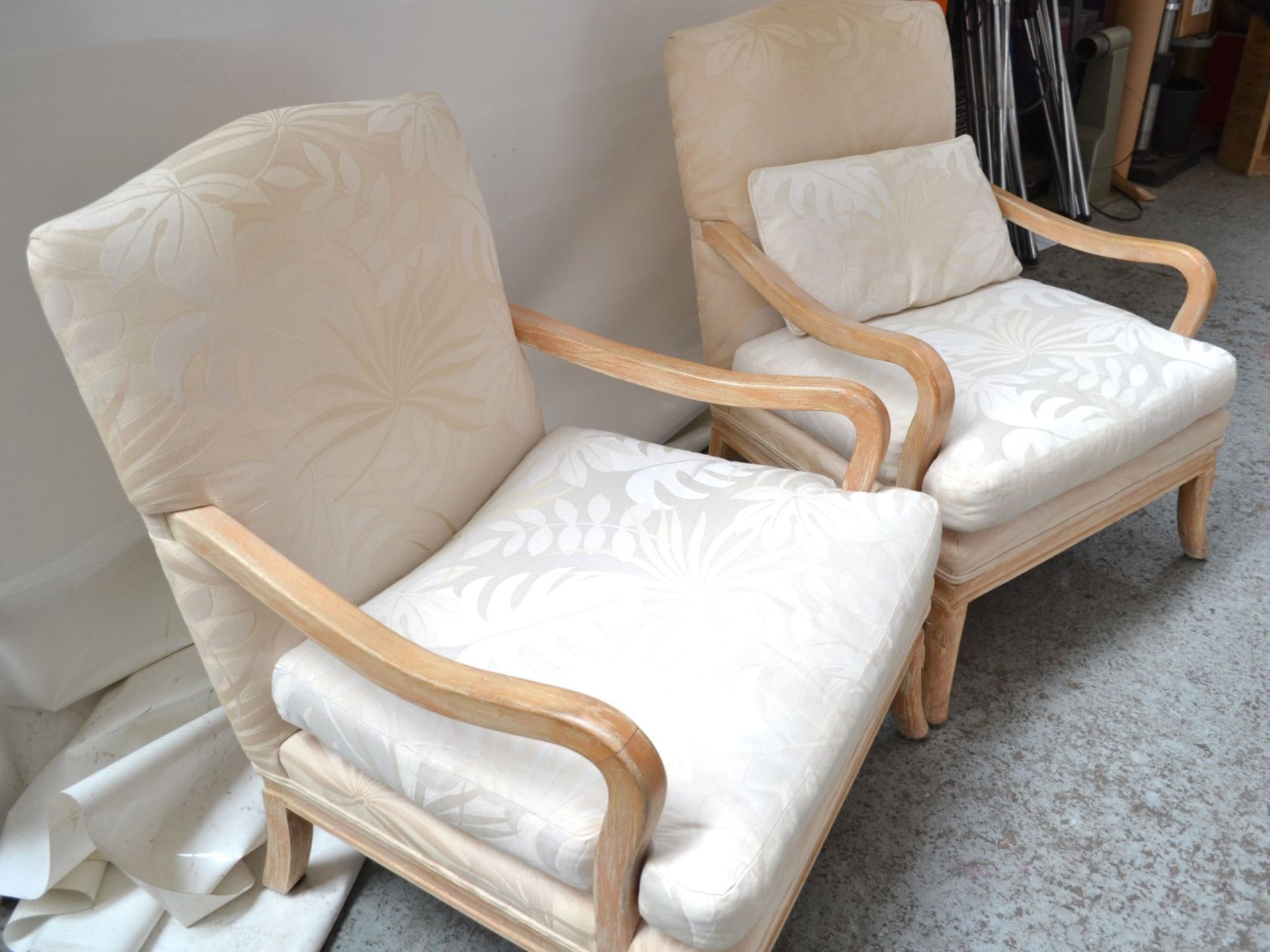 Pair of Cream Arm Chairs - CL314 - Location: Altrincham WA14 - *NO VAT On Hammer*Dimensions: - Image 9 of 9