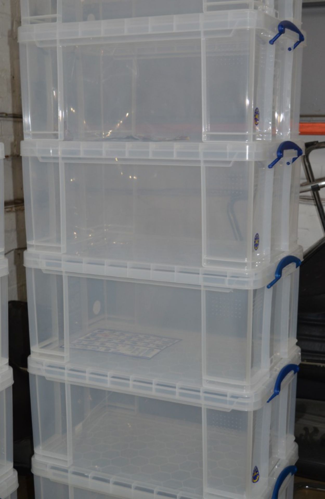 5 x Really Useful 64L Clear Plastic Stackable Storage Boxes - CL327 - Very Good Condition - - Image 2 of 4