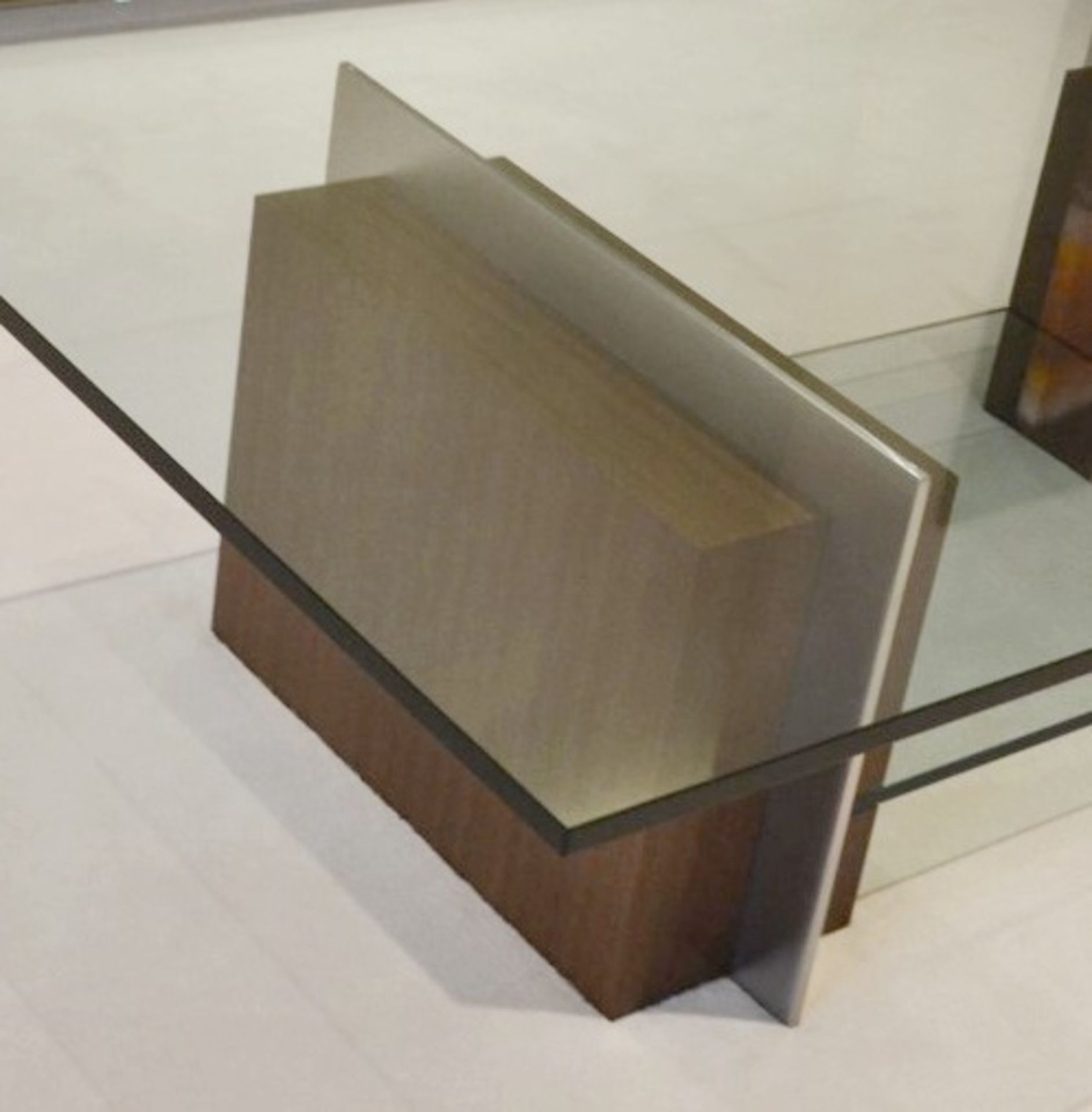 1 x Modern Large Glass Coffee Table With Glass Shelf And Stylish Square Bases - NO VAT ON HAMMER - Image 3 of 3