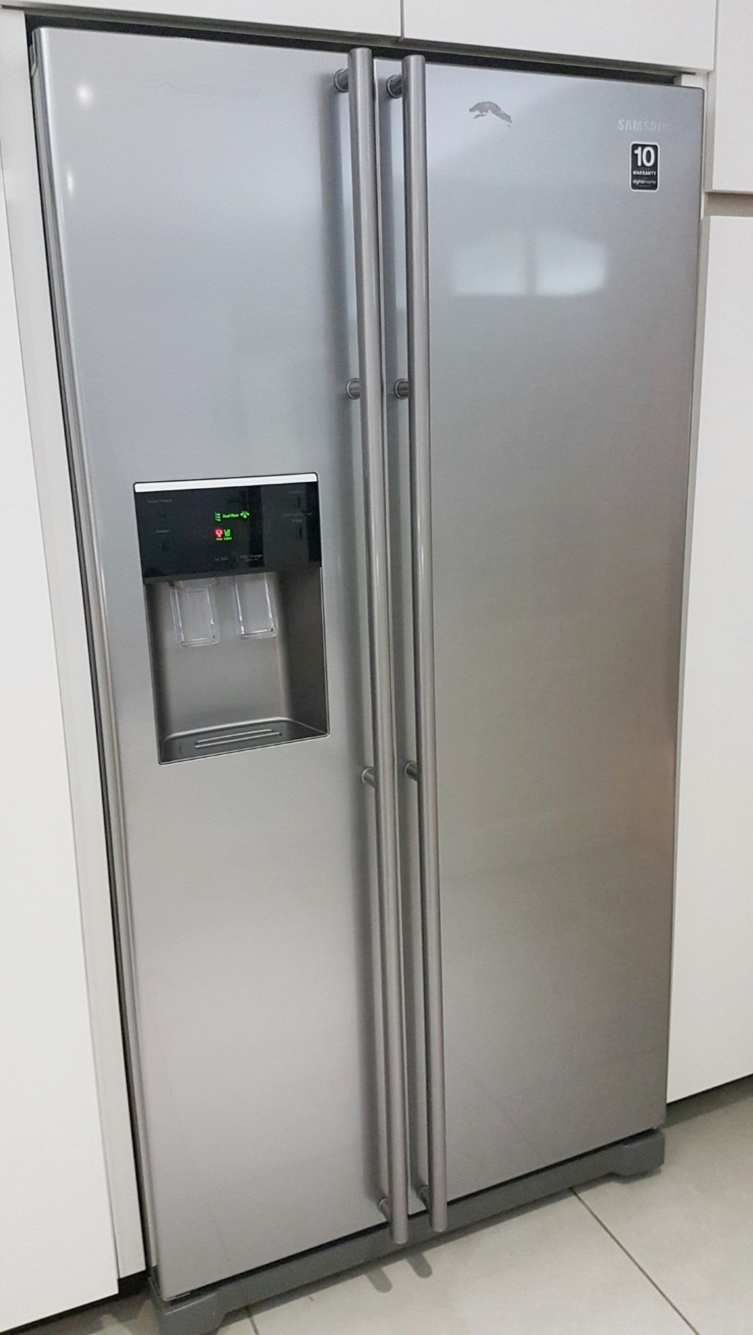1 x Samsung American Side By Side 2-Door Fridge Freezer (Model: RSA1UTMG) - NO VAT ON HAMMER - Image 3 of 9
