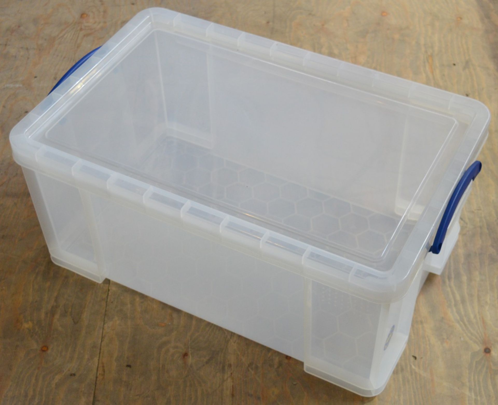 5 x Really Useful 64L Clear Plastic Stackable Storage Boxes - CL327 - Very Good Condition - - Image 4 of 4