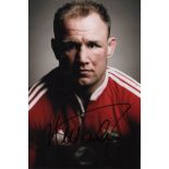 RUGBY UNION: Selection of signed 4 x 6 photographs by various National and International Rugby