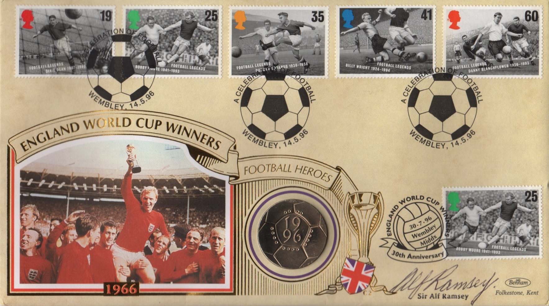 ENGLAND FOOTBALL: Small selection of sig - Image 5 of 5